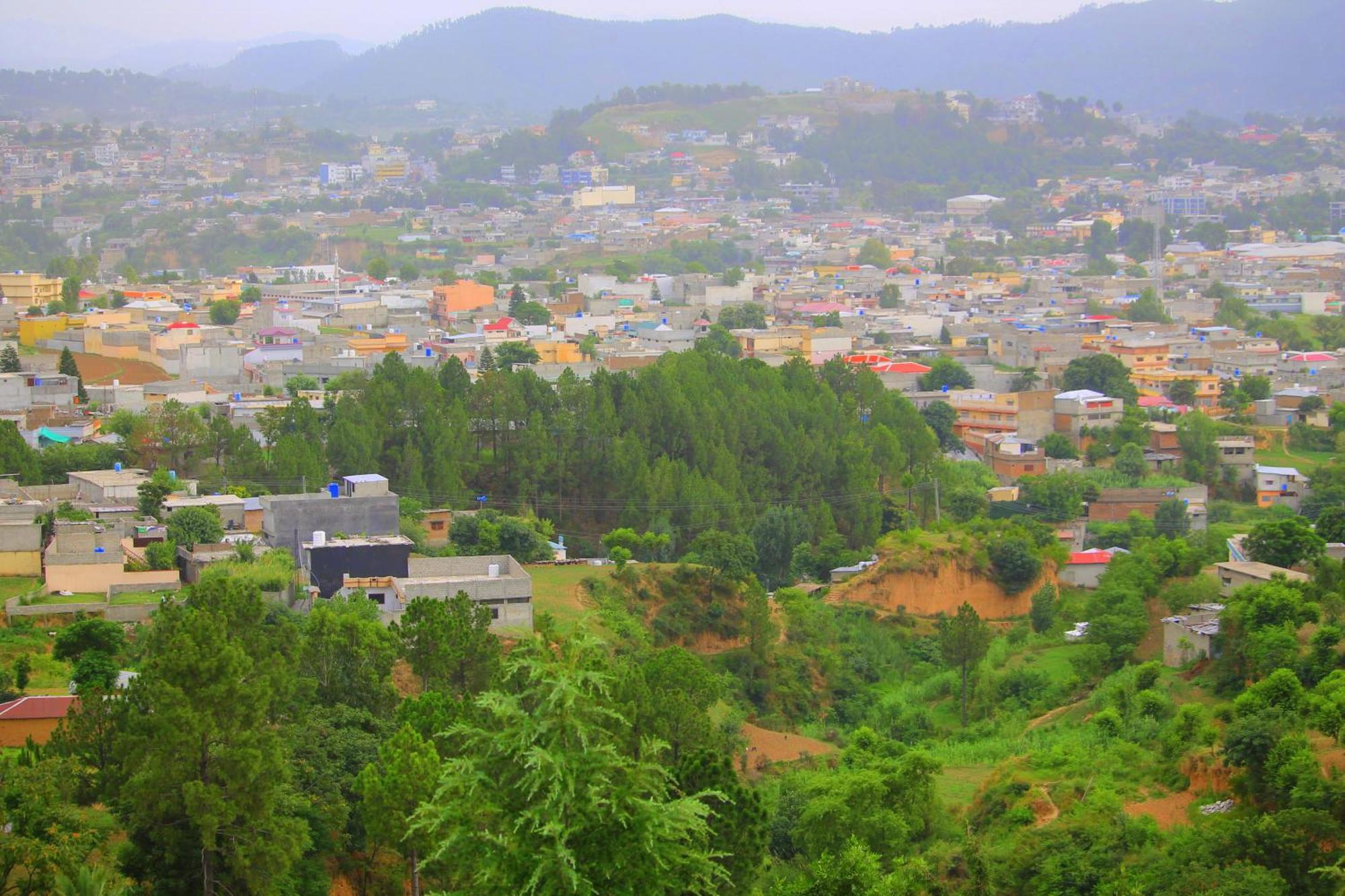 Red Rose Hotel & Resort Mansehra Esterno foto