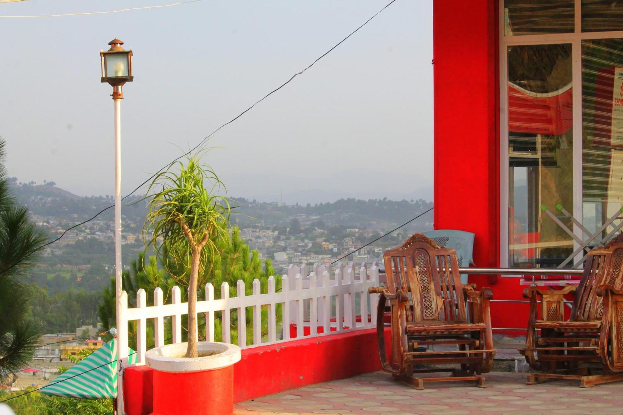Red Rose Hotel & Resort Mansehra Esterno foto