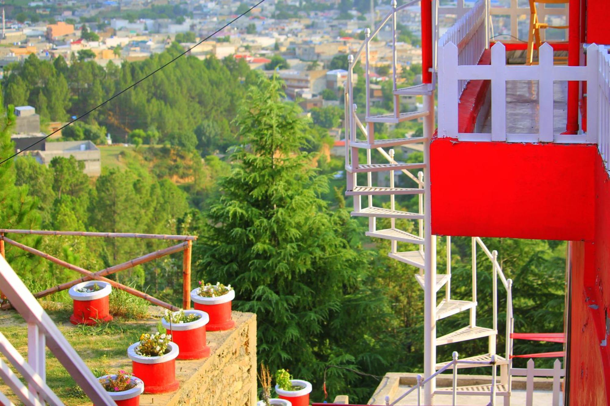 Red Rose Hotel & Resort Mansehra Esterno foto