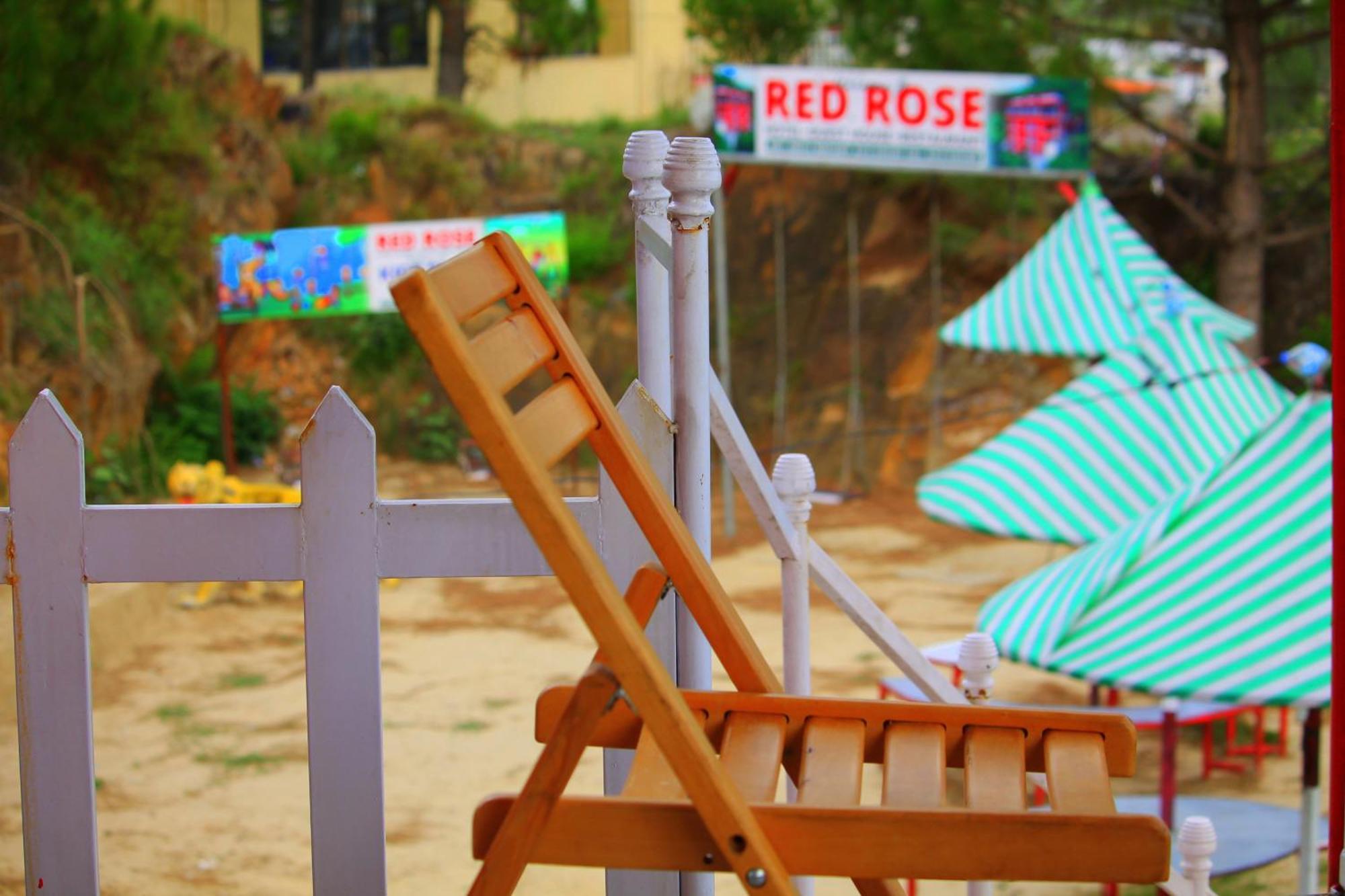 Red Rose Hotel & Resort Mansehra Esterno foto